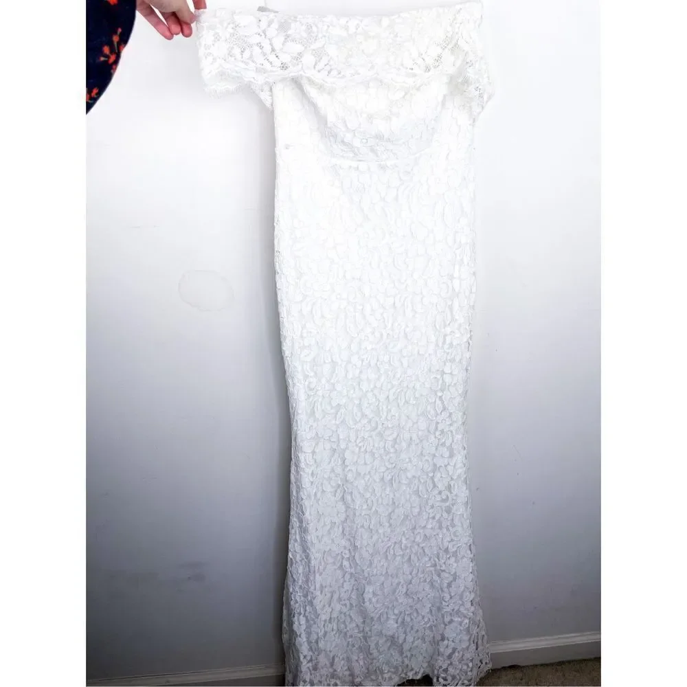 Lulu’s‎ Romantic Heart White Lace Off-the-Shoulder Maxi Dress